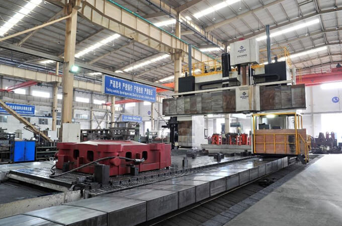 Injection molding machine platen clamping surface machining_Guanxin Plastic machinery